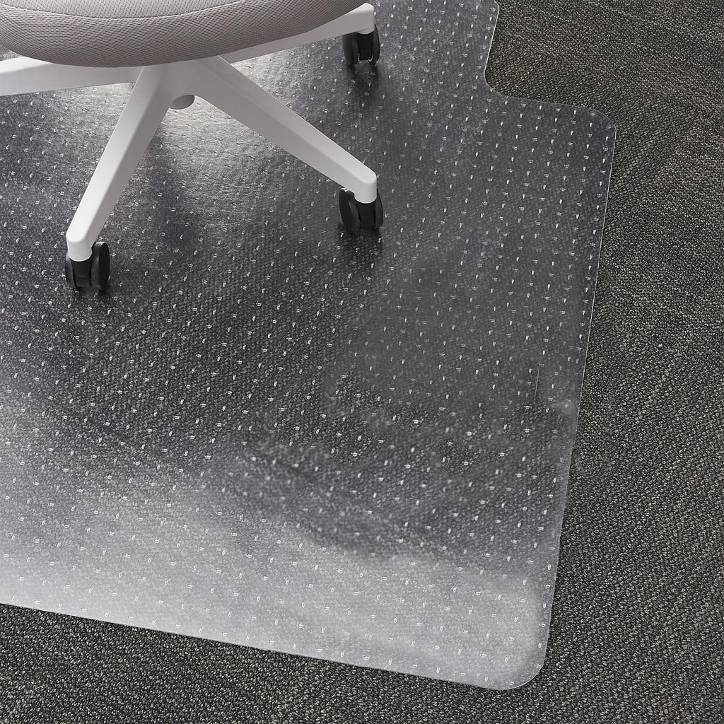 Chair mat with lip